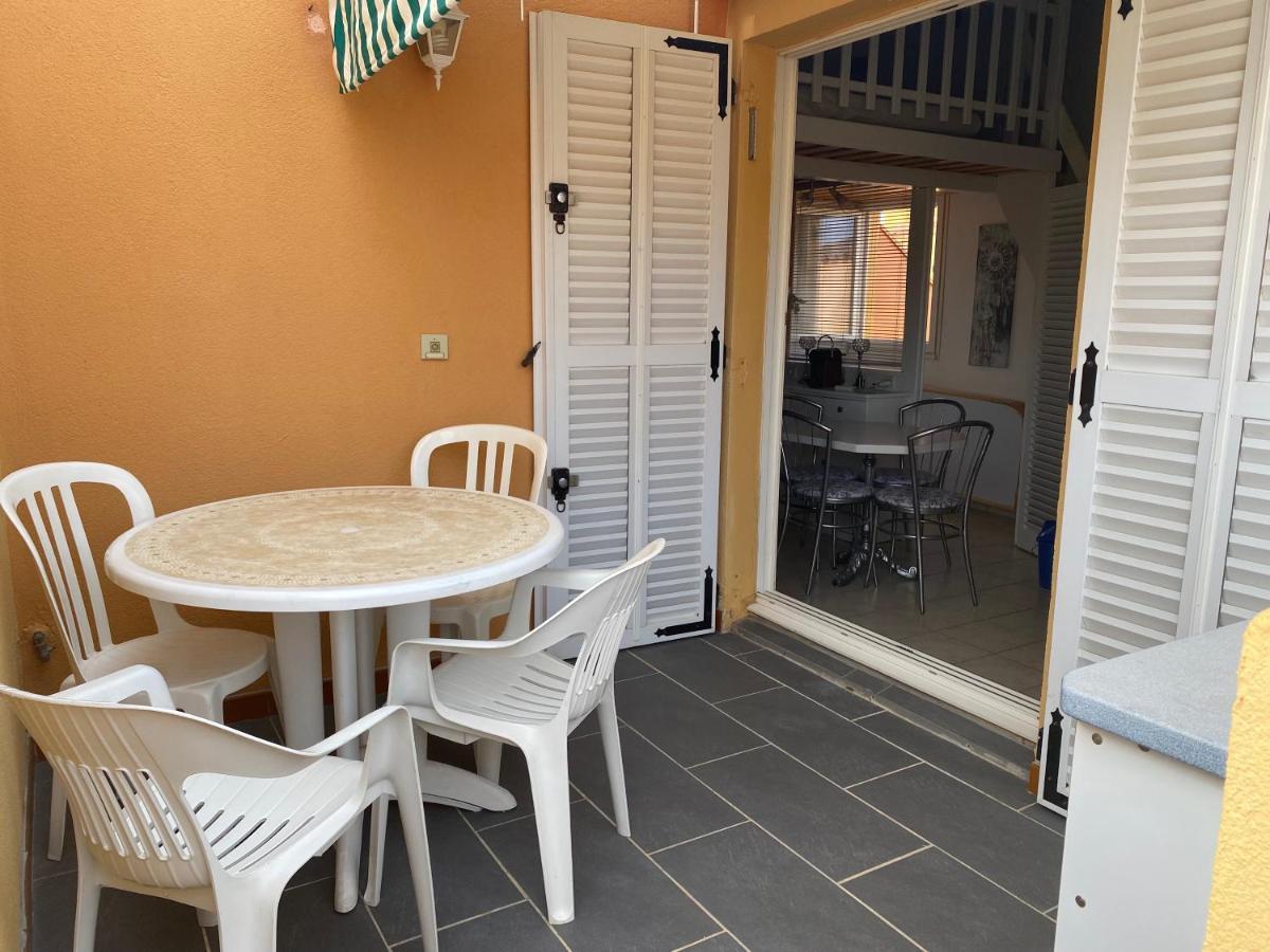 Joli Appartement Mezzanine Avec Parking La Roquille Agde Exterior photo